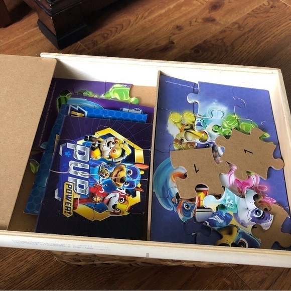 Paw Patrol boxed puzzle set of 5 - Picture 1 of 2